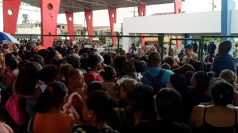 Troca de cartões do Cartão Goitacá gera filas e confusão em Campos dos Goytacazes