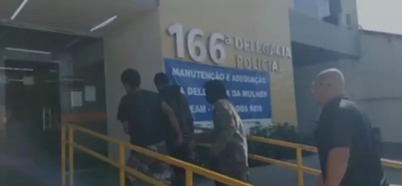 Três homens em situação de rua são presos por tráfico de drogas em Angra dos Reis