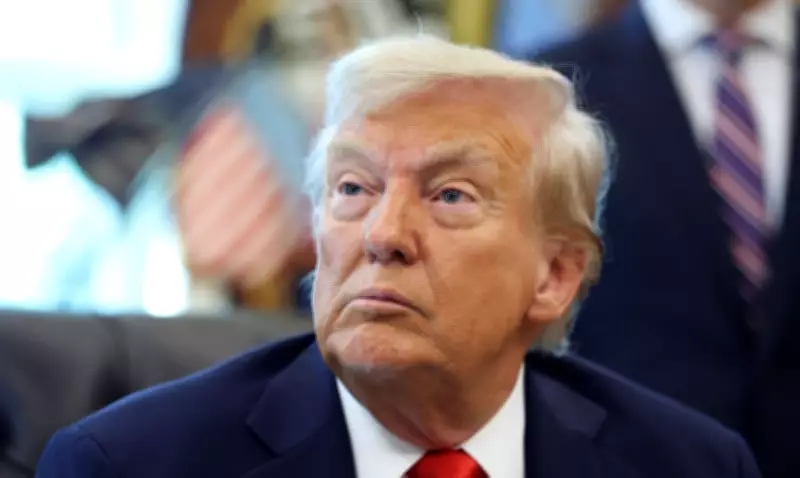 Trump afirma que acordo com Irã ainda não é satisfatório e pede apoio para Estreito de Ormuz