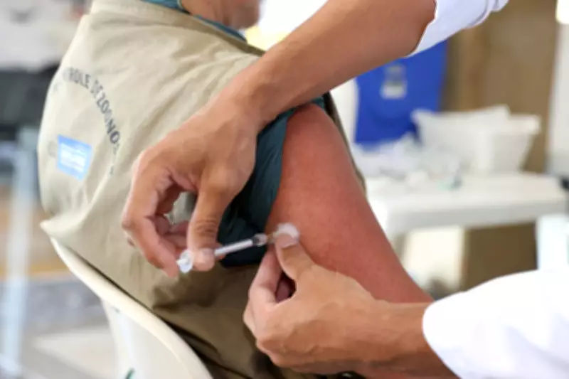 Uberlândia enfrenta surto de dengue com 1.358 casos e inicia vacinação para profissionais da saúde