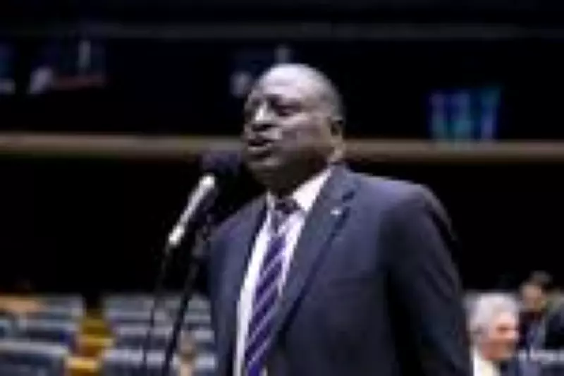 Valdemar surpreendido com planos de Hélio Lopes para Senado em Roraima após indicação de Bolsonaro