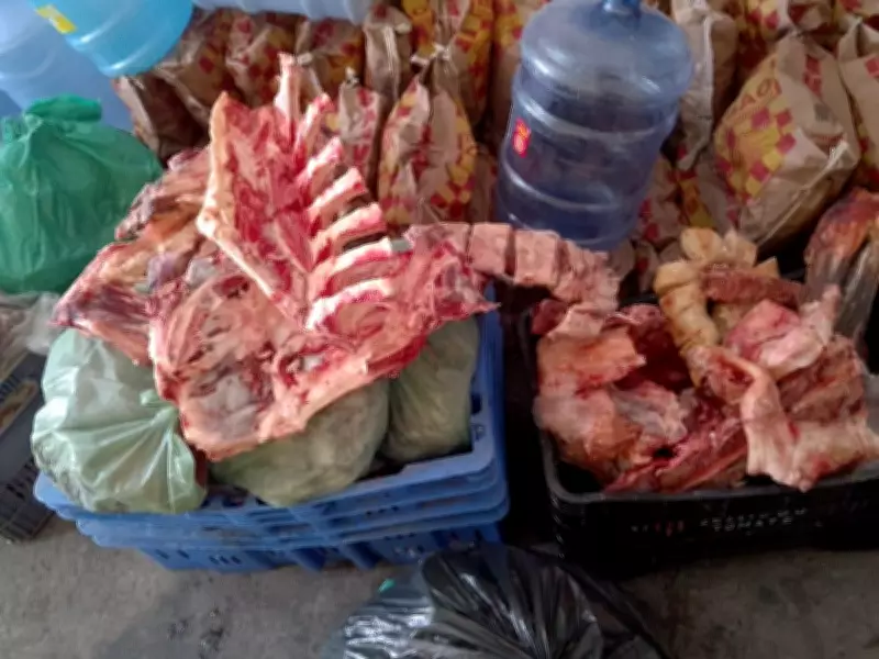 Vigilância Sanitária apreende 320 kg de carnes impróprias em supermercado de Maceió