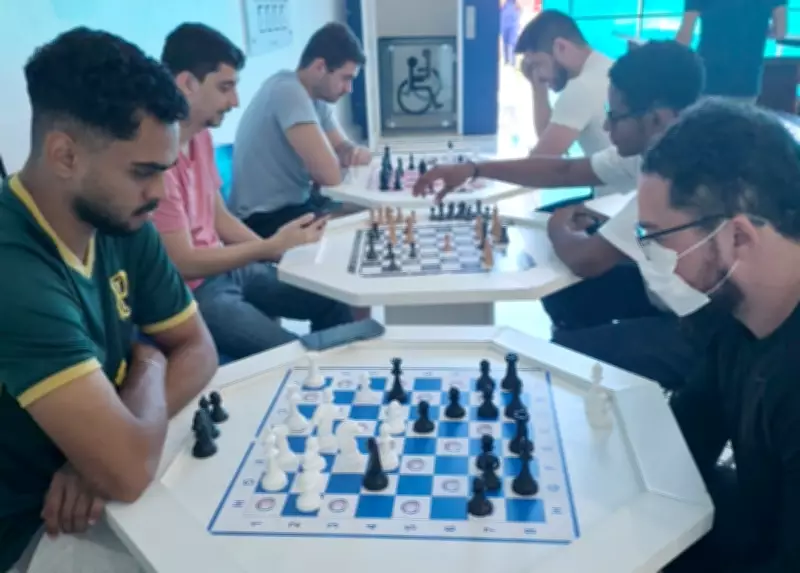 Xadrez une universitários em Ponta Porã: Clube promove lazer e integração na fronteira