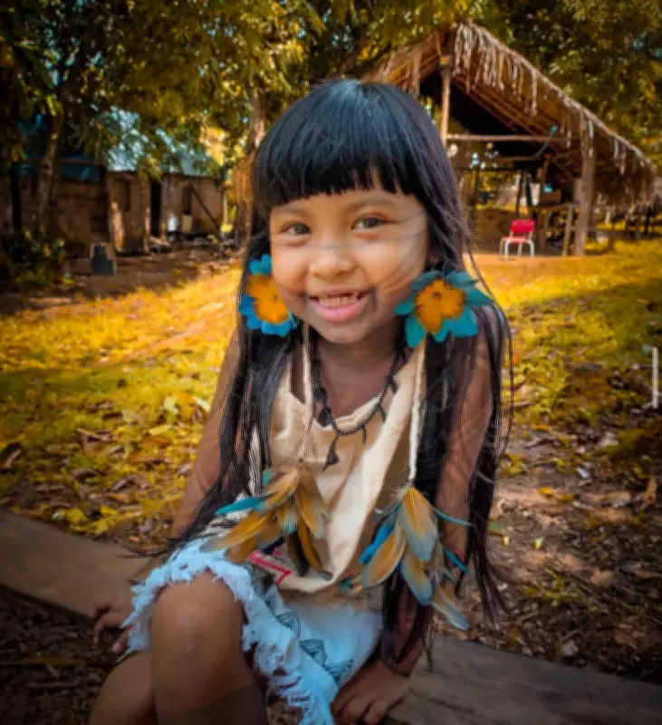 Yandra Mawé, menina indígena de 6 anos, viraliza ao mostrar cultura Sateré-Mawé e mobiliza reforma escolar
