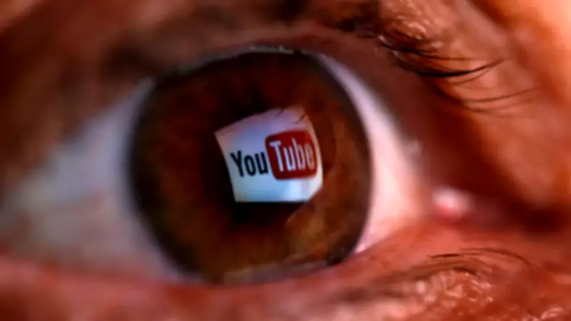 YouTube supera gigantes da mídia em receita publicitária em 2025, aponta análise