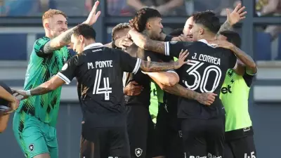 Botafogo vence Bragantino fora de casa e deixa zona de rebaixamento do Brasileirão