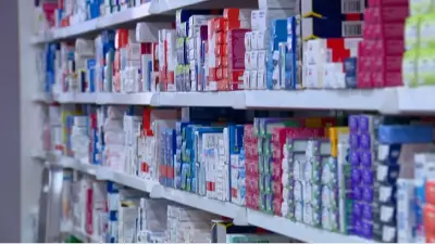 Câmara aprova e Lula sanciona lei que permite venda de medicamentos em supermercados