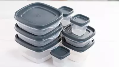 Como eliminar odores de recipientes de plástico: dicas práticas e eficazes