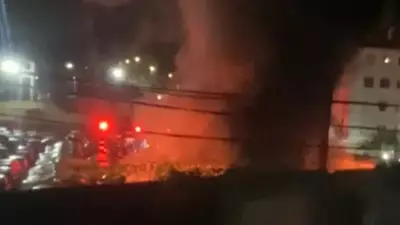 Incêndio destrói oito veículos em pátio de apreensão de Ferraz de Vasconcelos