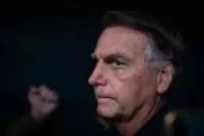 Internação de Bolsonaro por broncopneumonia reacende debate sobre prisão domiciliar no STF