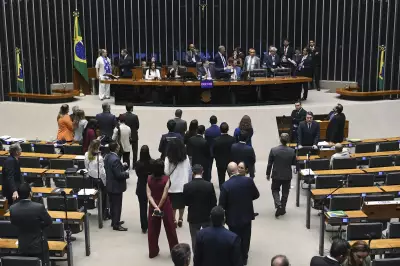 Janela partidária altera composição da Câmara até abril; deputados trocam de legenda