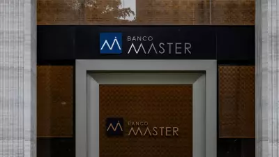 Mensagens revelam que BC pediu reunião de Vorcaro com Esteves sobre Banco Master