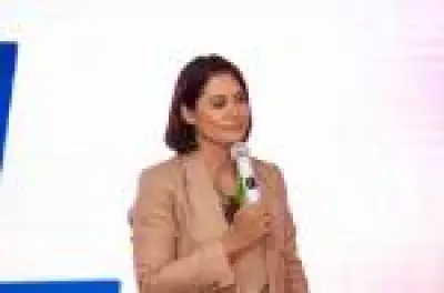 Michelle Bolsonaro se reúne com Moraes antes de decisão sobre prisão domiciliar de ex-presidente