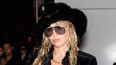 Miley Cyrus desmente querer 'matar' Hannah Montana e anuncia especial de 20 anos