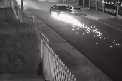 Motociclista morre após moto ser arrastada por caminhonete em acidente no Paraná