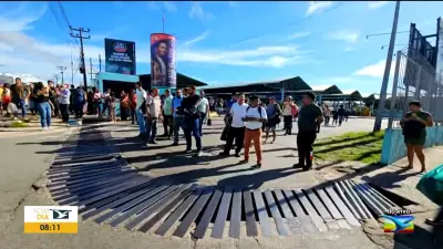 Motoristas demitidos bloqueiam Terminal da Cohab em São Luís em protesto por direitos trabalhistas