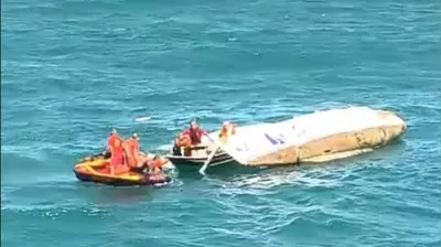 Pescadores são resgatados com segurança após naufrágio em Maceió