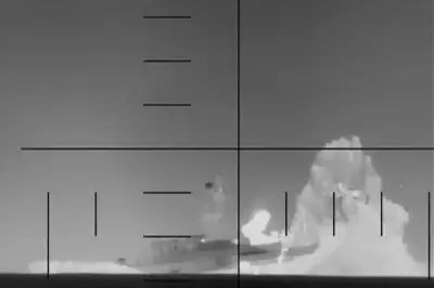 Submarino dos EUA afunda navio iraniano no Sri Lanka e mata ao menos 80 marinheiros