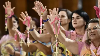 Terço das Mulheres bate recorde histórico com 35 mil fiéis em Aparecida