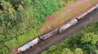 Vagões de trem de carga descarrilam em Campinas; acidente não causa feridos