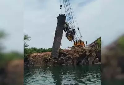 Vídeo inédito mostra queda da Ponte JK em Estreito (MA) vista de dentro de caminhão com agrotóxicos