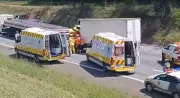 Acidente entre dois caminhões deixa duas pessoas feridas na Castello Branco em Mairinque