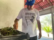 Agricultor de Roraima cria máquina de debulhar feijão e concorre a prêmio nacional