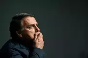 Bolsonaro apresenta melhora significativa da broncopneumonia e pode deixar UTI em breve
