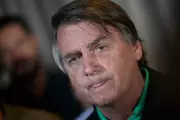 Bolsonaro completa uma semana internado em UTI sem previsão de alta em Brasília