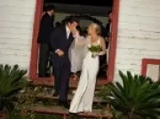 Carolyn Bessette-Kennedy: Como um vestido minimalista redefiniu a moda nupcial nos anos 1990