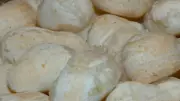 Clube Rural ensina receita tradicional de biscoito de queijo mineiro