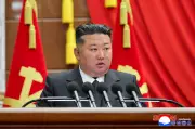 Coreia do Norte afirma que manterá status nuclear de forma irreversível, diz Kim Jong-un