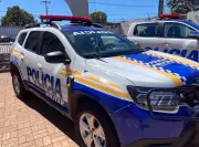 Corpo de jovem com marcas de tiros é encontrado em carro abandonado em Palmas