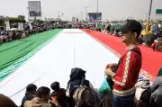 Especialista italiano afirma que é cedo para falar em colapso do regime iraniano após morte de Khamenei