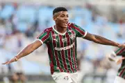 Fluminense vence Athletico-PR em jogo emocionante no Maracanã pelo Brasileirão
