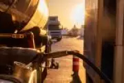 Governo e estados firmam acordo emergencial para subsidiar diesel importado