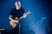 Guitarra Black Strat de David Gilmour bate recorde mundial em leilão histórico