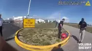 Homem embriagado invade pista de aeroporto na Flórida e tenta embarcar em aviões