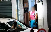 Homem é preso com espada, facas e besta no Centro de Pouso Alegre após surto psicótico