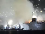 Incêndio em navio com gado no porto de São Sebastião deixa seis pessoas intoxicadas