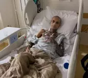 Influenciador Jota Surfista morre aos 29 anos após luta contra câncer no estômago