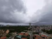 Inmet emite alerta amarelo para chuvas intensas em Natal e 150 cidades do RN