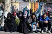 Irã convoca protesto pró-regime após morte de Khamenei em ataque EUA-Israel