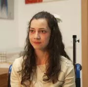 Jovem espanhola de 25 anos realiza eutanásia após longa batalha judicial e familiar