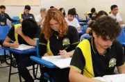 Manaus tem menor índice do Norte de alunos no 3º ano do Ensino Médio, revela IBGE