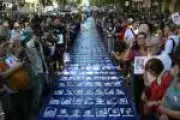Milei relativiza ditadura argentina em aniversário de 50 anos do golpe com documentário polêmico