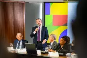 Ministro da Defesa diz ter feito 'mais que o Ministério das Mulheres' em reunião com Lula