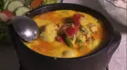 Moqueca de Peixe: Receita Tradicional para a Quaresma com Pimentões Coloridos