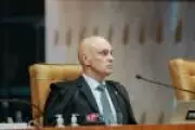 Moraes exige explicações da defesa de Bolsonaro sobre vídeo de Eduardo