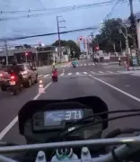 Motorista embriagado atropela atleta cadeirante em corrida pelo Dia da Mulher em Manaus